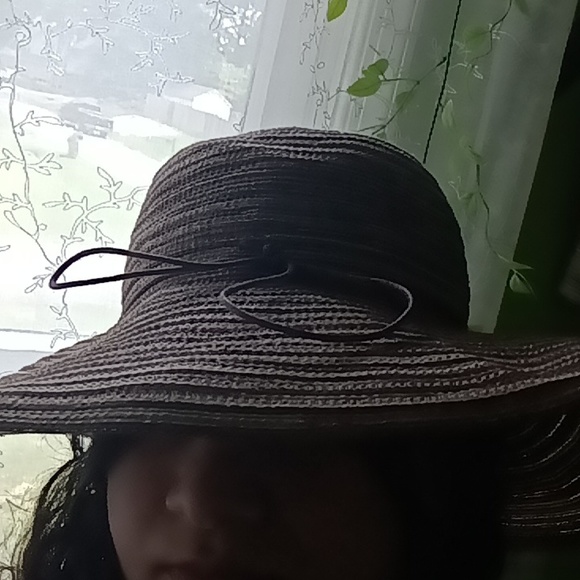 hat - Picture 2 of 2